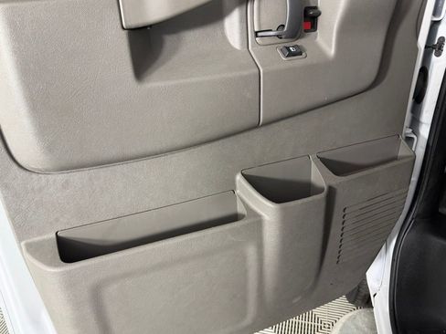 Used 2024 Chevrolet Express 2500 w/ Driver Convenience Package image 23