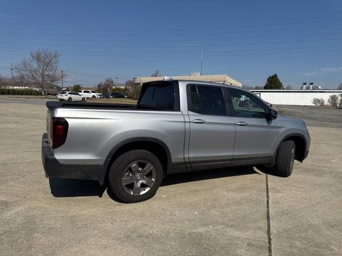 Used 2024 Honda Ridgeline TrailSport image 7