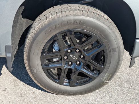 New 2026 Chevrolet Silverado 1500 Custom image 10