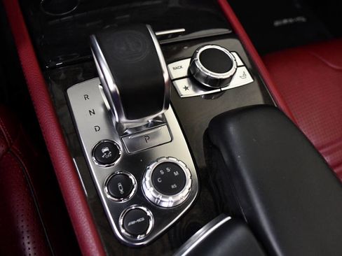 Used 2013 Mercedes-Benz SL 63 AMG image 18