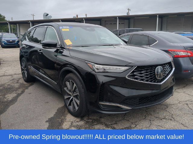 Used 2025 Acura MDX w/ Technology Package FWD image 5