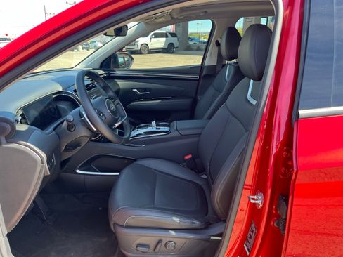 Used 2023 Hyundai Tucson Limited image 14