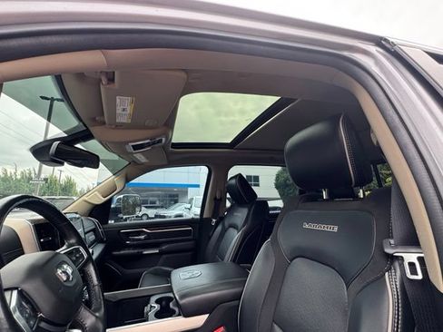 Used 2019 RAM 1500 Laramie AWD/4WD image 25
