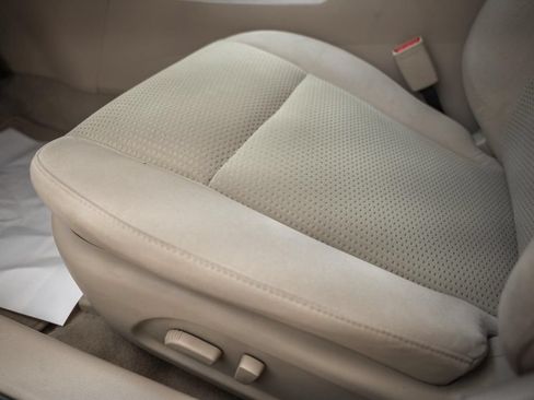Used 2014 Nissan Altima 2.5 S FWD image 32
