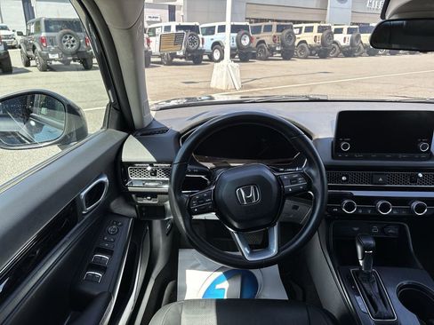 Used 2023 Honda Civic EX-L image 11