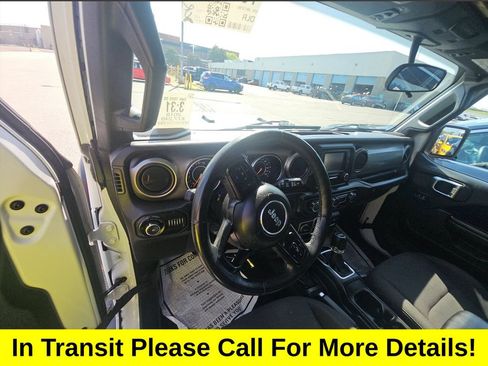 Used 2018 Jeep Wrangler Unlimited Sport S AWD/4WD image 3