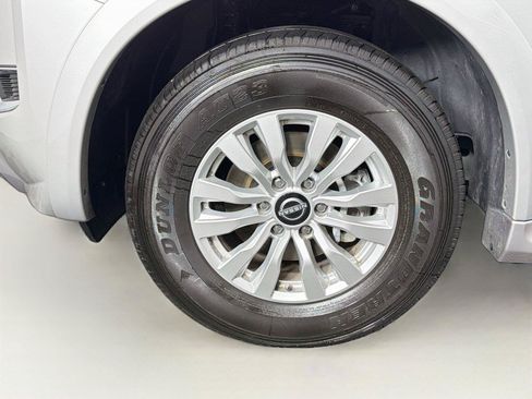 Used 2024 Nissan Armada SV AWD/4WD image 33