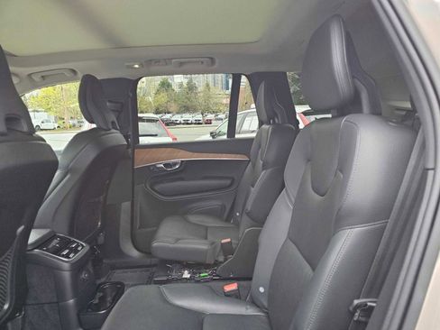 Used 2023 Volvo XC90 T8 Plus AWD/4WD image 17