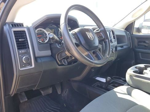 Used 2015 RAM 2500 Tradesman w/ Chrome Appearance Group AWD/4WD image 18