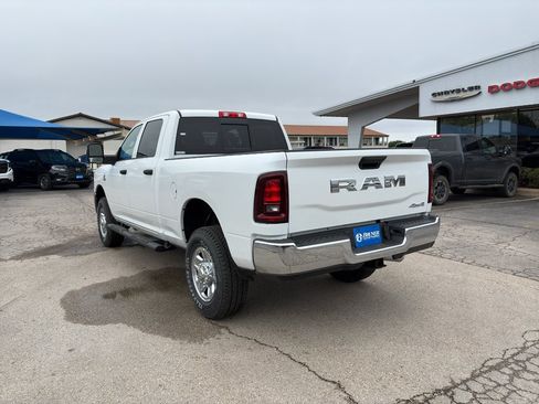 New 2026 RAM 2500 Tradesman AWD/4WD image 7