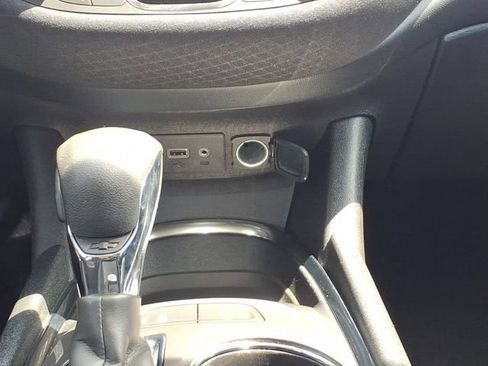 Used 2024 Chevrolet Malibu LT FWD image 18