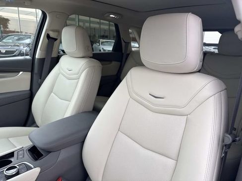 Certified 2023 Cadillac XT5 Premium Luxury AWD/4WD image 21