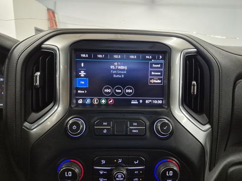 Used 2019 Chevrolet Silverado 1500 LT Trail Boss AWD/4WD image 34