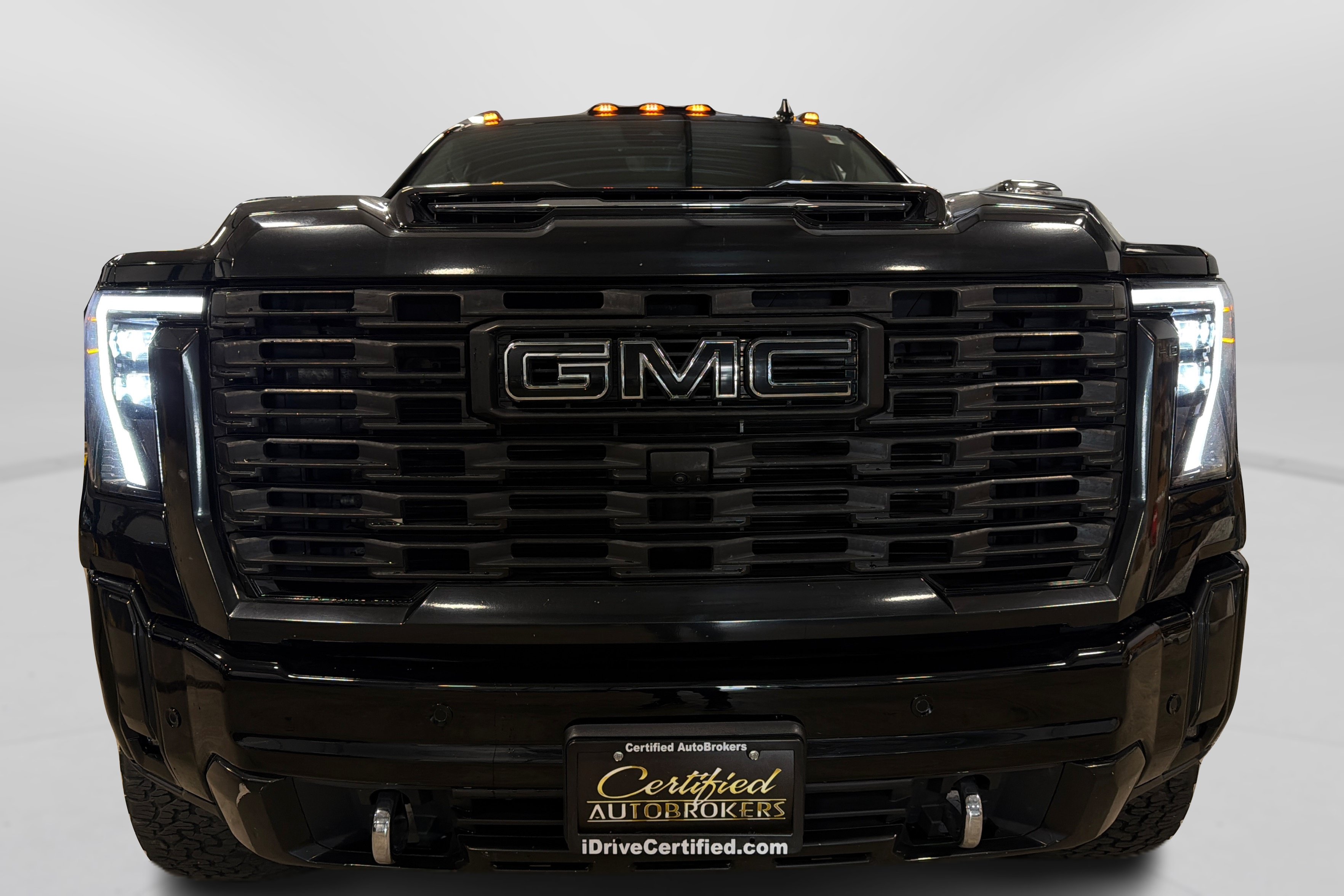 Used 2024 GMC Sierra 2500 Denali w/ Denali Reserve Package AWD/4WD image 10