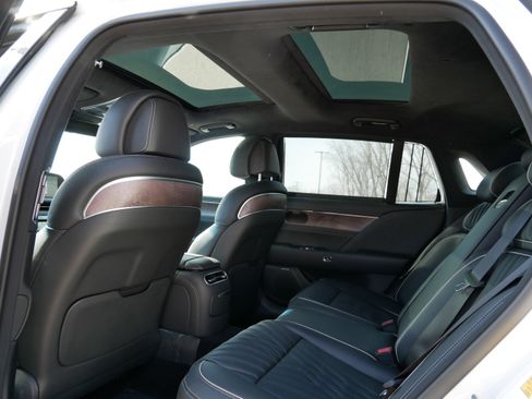 New 2025 Genesis G90 3.5T image 6