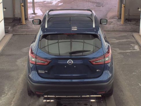 Used 2021 Nissan Rogue Sport SL image 6