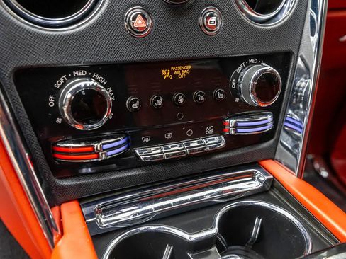 Certified 2020 Rolls-Royce Cullinan AWD/4WD image 39