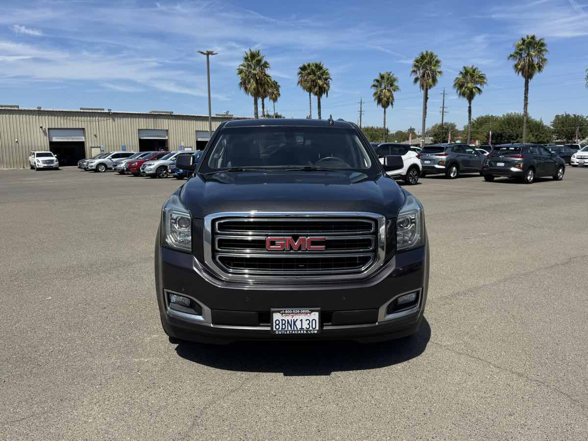 Used 2017 GMC Yukon SLE w/ SLE Value Package AWD/4WD image 4