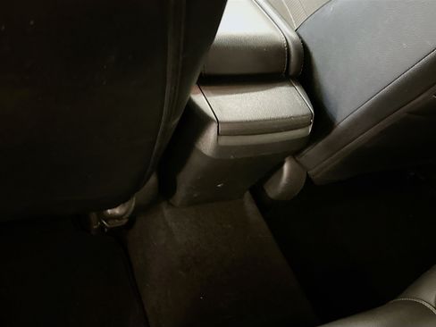 Used 2017 Honda Civic EX-L image 29