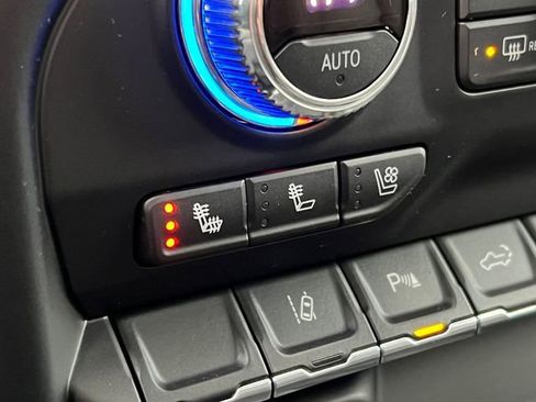 Used 2021 GMC Sierra 2500 AT4 w/ AT4 Premium Plus Package image 44