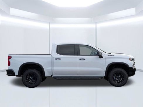 New 2026 Chevrolet Silverado 1500 ZR2 AWD/4WD image 7