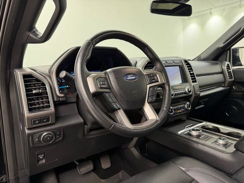 Used 2021 Ford Expedition XLT AWD/4WD image 14