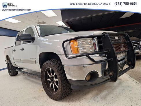 Used 2011 GMC Sierra 1500 SLE w/ Power Tech Package AWD/4WD image 8