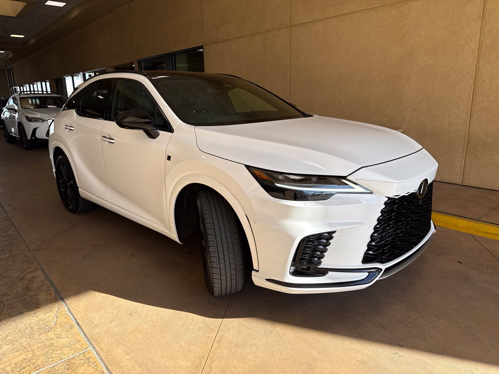 Used 2024 Lexus RX 500h F Sport w/ Convenience Package AWD/4WD image 2