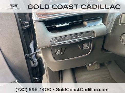 Certified 2024 Cadillac Escalade ESV Premium Luxury w/ LPO, Floor Liner Package AWD/4WD image 20