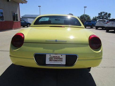 Used 2002 Ford Thunderbird RWD image 8
