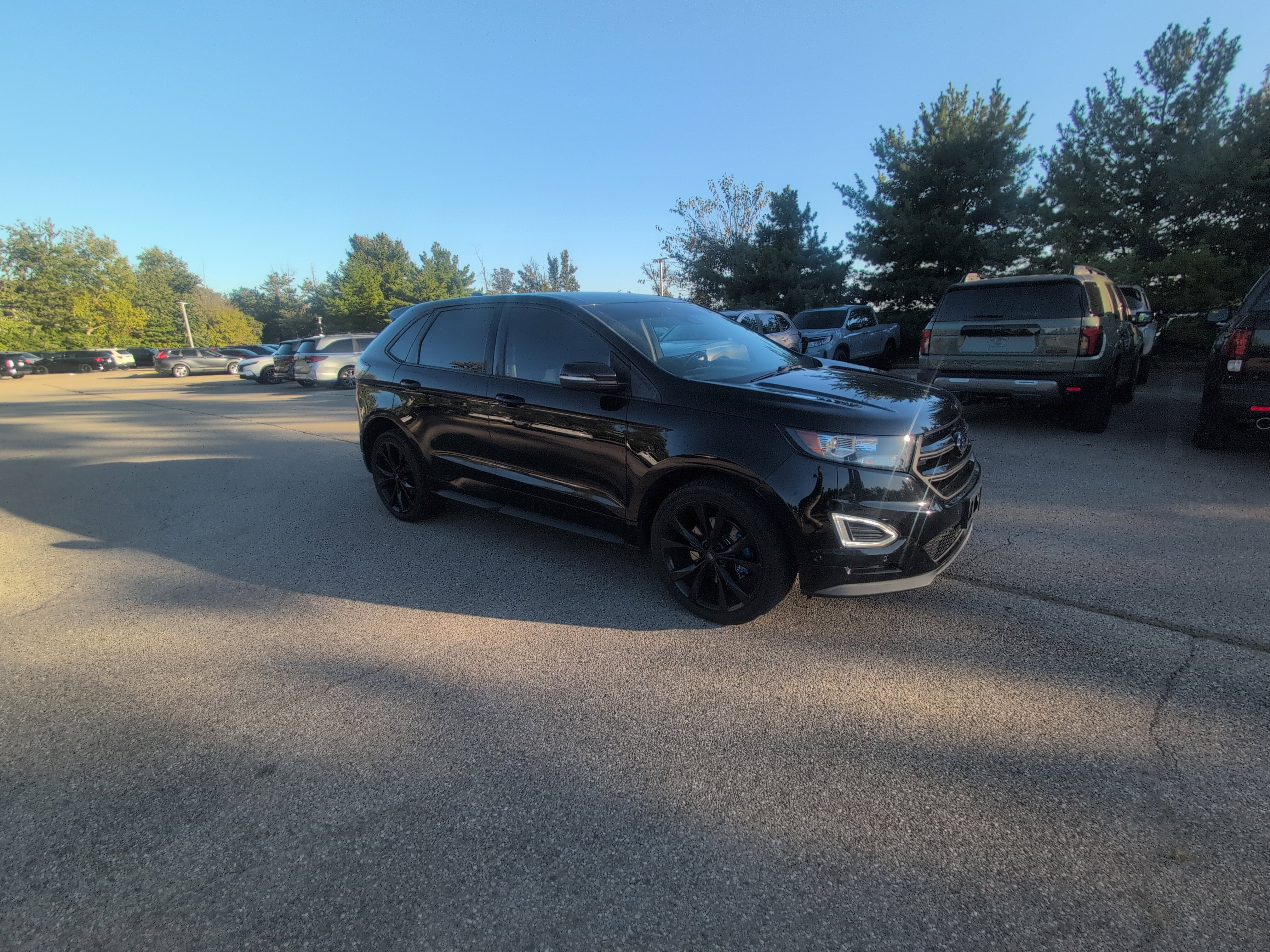 Used 2017 Ford Edge Sport w/ Equipment Group 401A AWD/4WD image 18