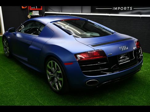 Used 2011 Audi R8 V10 image 5