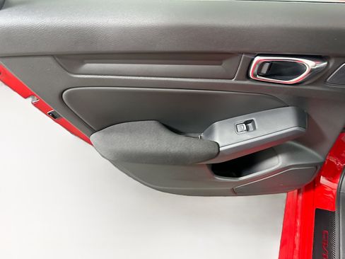 Used 2025 Honda Civic Sport image 25