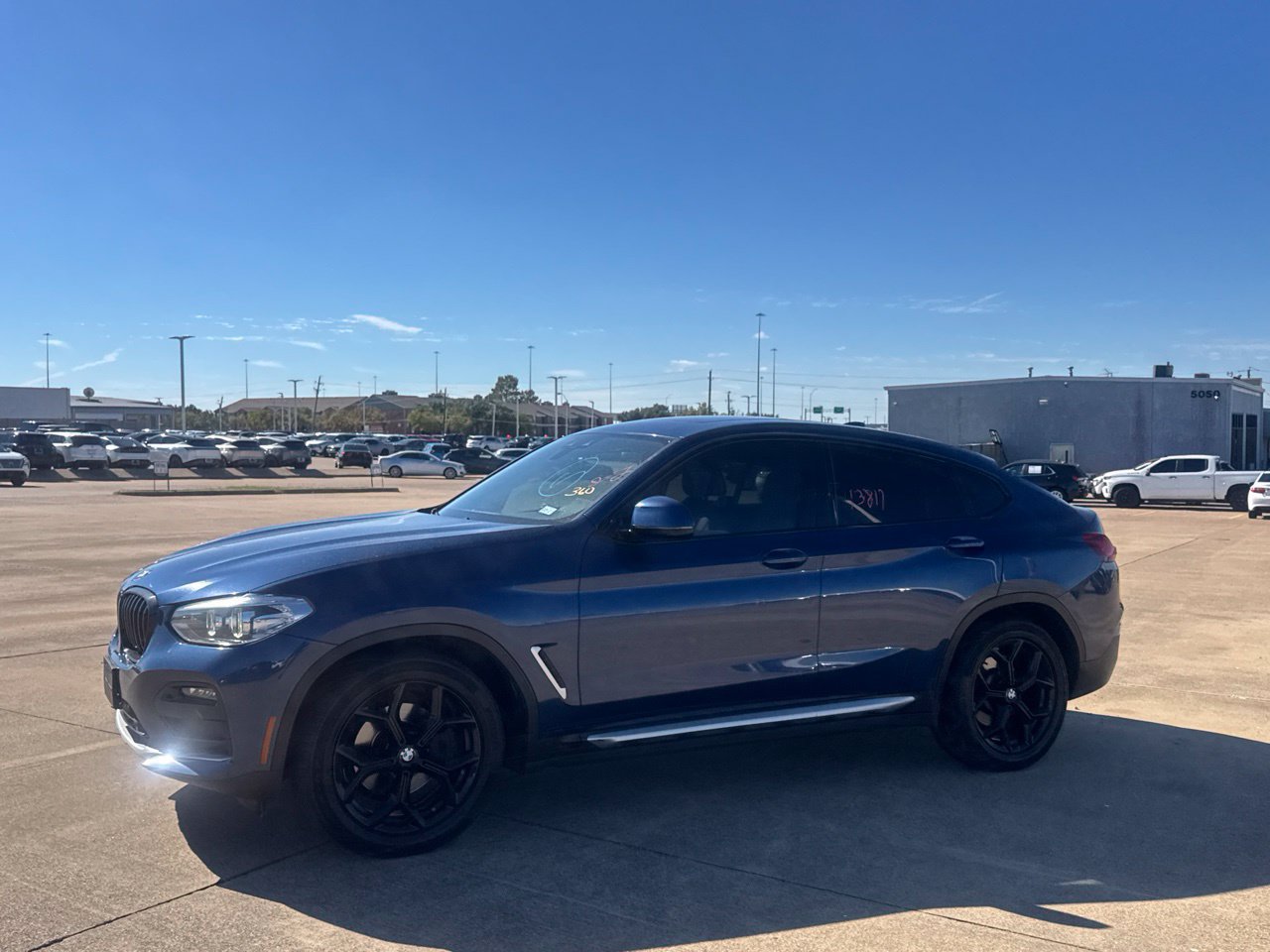 Used 2021 BMW X4 xDrive30i AWD/4WD image 12