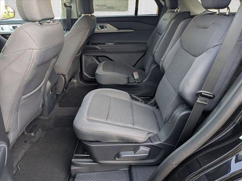 New 2026 Ford Explorer Active RWD image 14