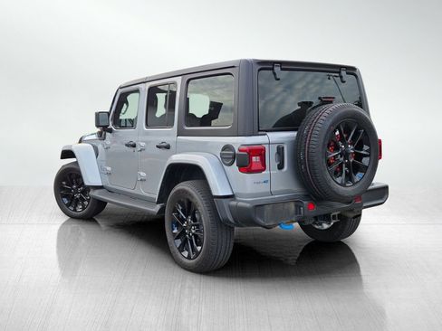 Used 2023 Jeep Wrangler Unlimited Sahara w/ Cold Weather Group image 6