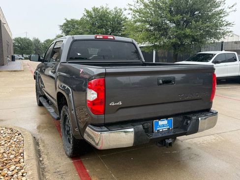 Used 2016 Toyota Tundra SR5 w/ SR5 Upgrade Package image 3