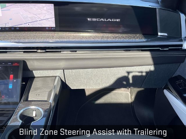 Used 2026 Cadillac Escalade V AWD/4WD image 21