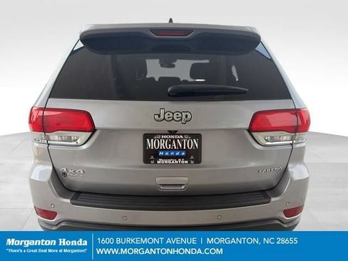 Used 2019 Jeep Grand Cherokee Laredo w/ Laredo X Package AWD/4WD image 7
