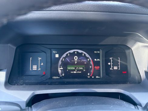 Used 2024 Toyota Tacoma SR5 AWD/4WD image 19