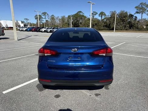 Used 2018 Kia Forte LX w/ LX Rear Camera Package image 4
