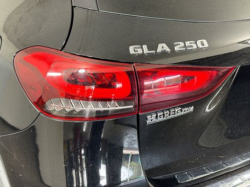 Used 2023 Mercedes-Benz GLA 250 GLA 250 image 36
