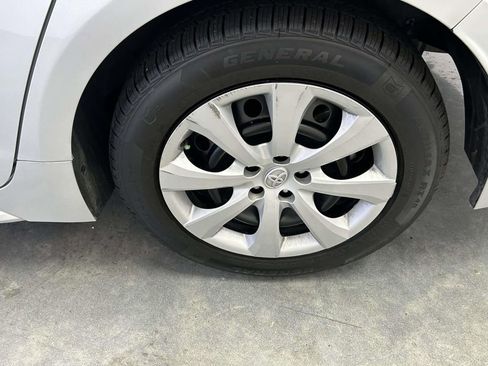 Used 2024 Toyota Corolla LE FWD image 9