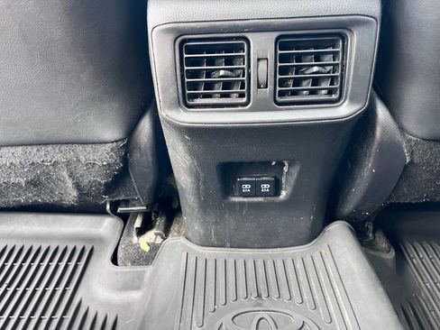 Used 2020 Toyota RAV4 XSE AWD/4WD image 19