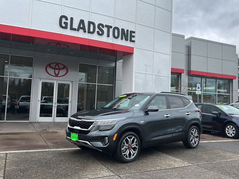 Used 2023 Kia Seltos SX image 1