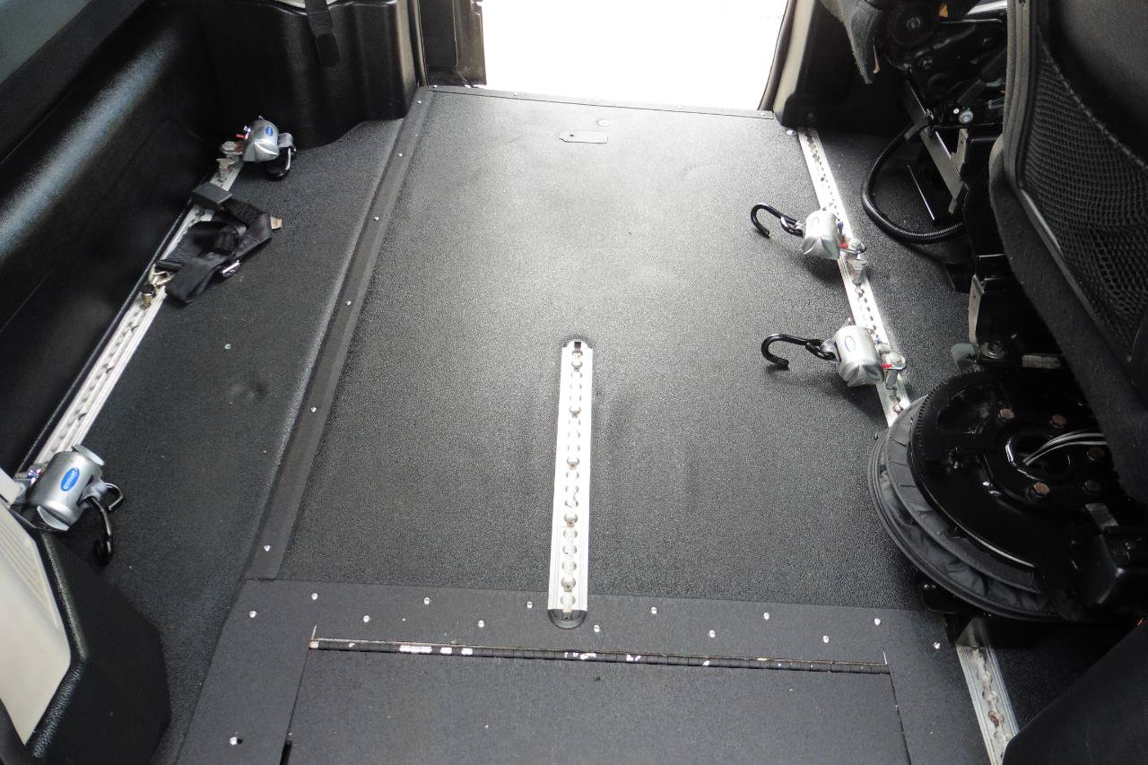 Used 2019 Dodge Grand Caravan SXT FWD image 12
