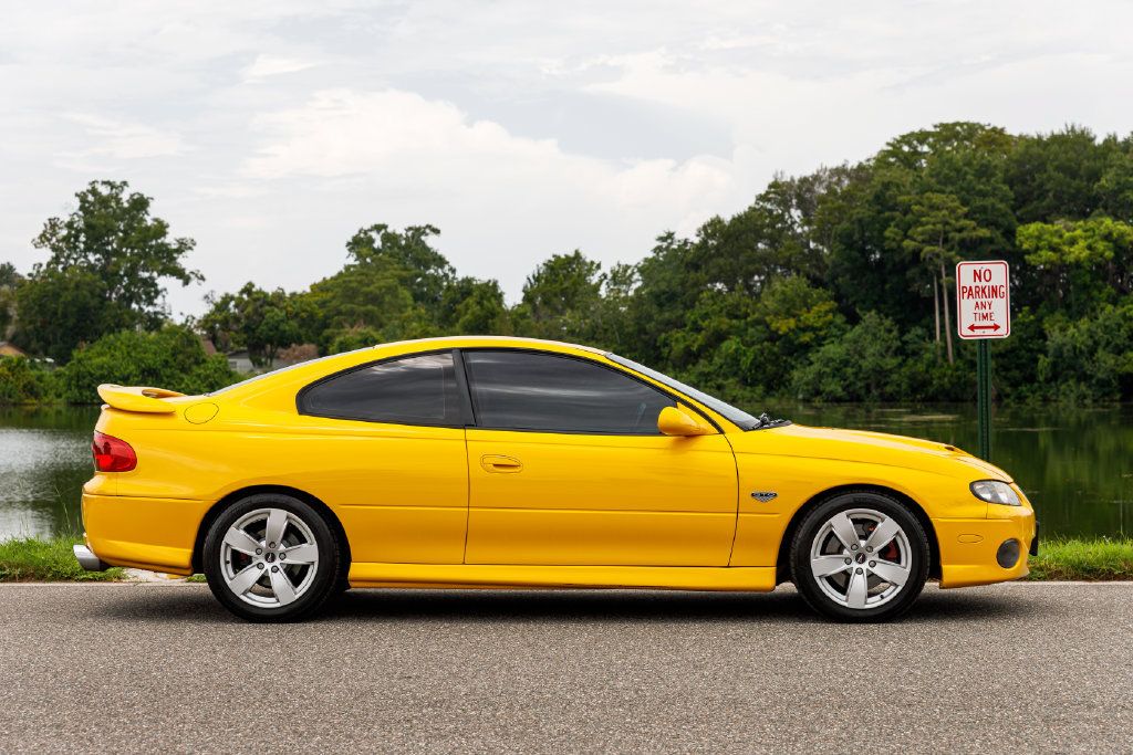 Used 2005 Pontiac GTO RWD image 2
