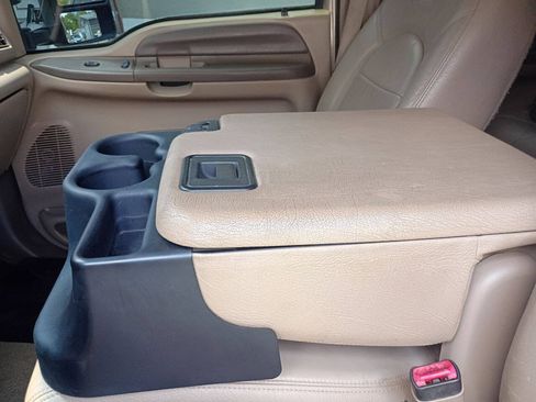 Used 1999 Ford F250 Lariat AWD/4WD image 23