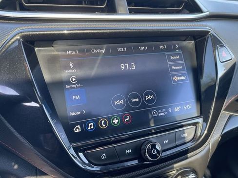 Used 2023 Chevrolet TrailBlazer RS w/ Sun and Liftgate Package AWD/4WD image 19