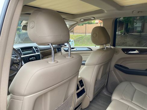 Used 2015 Mercedes-Benz ML 350 2WD w/ Premium 1 Package image 46